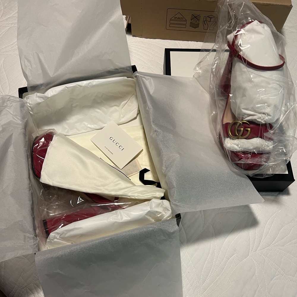 Gucci Red Marmont Leather Sandals 4” heels